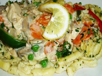 spaetzle huehnerfrikasse spaetzle huehnerfrikasse